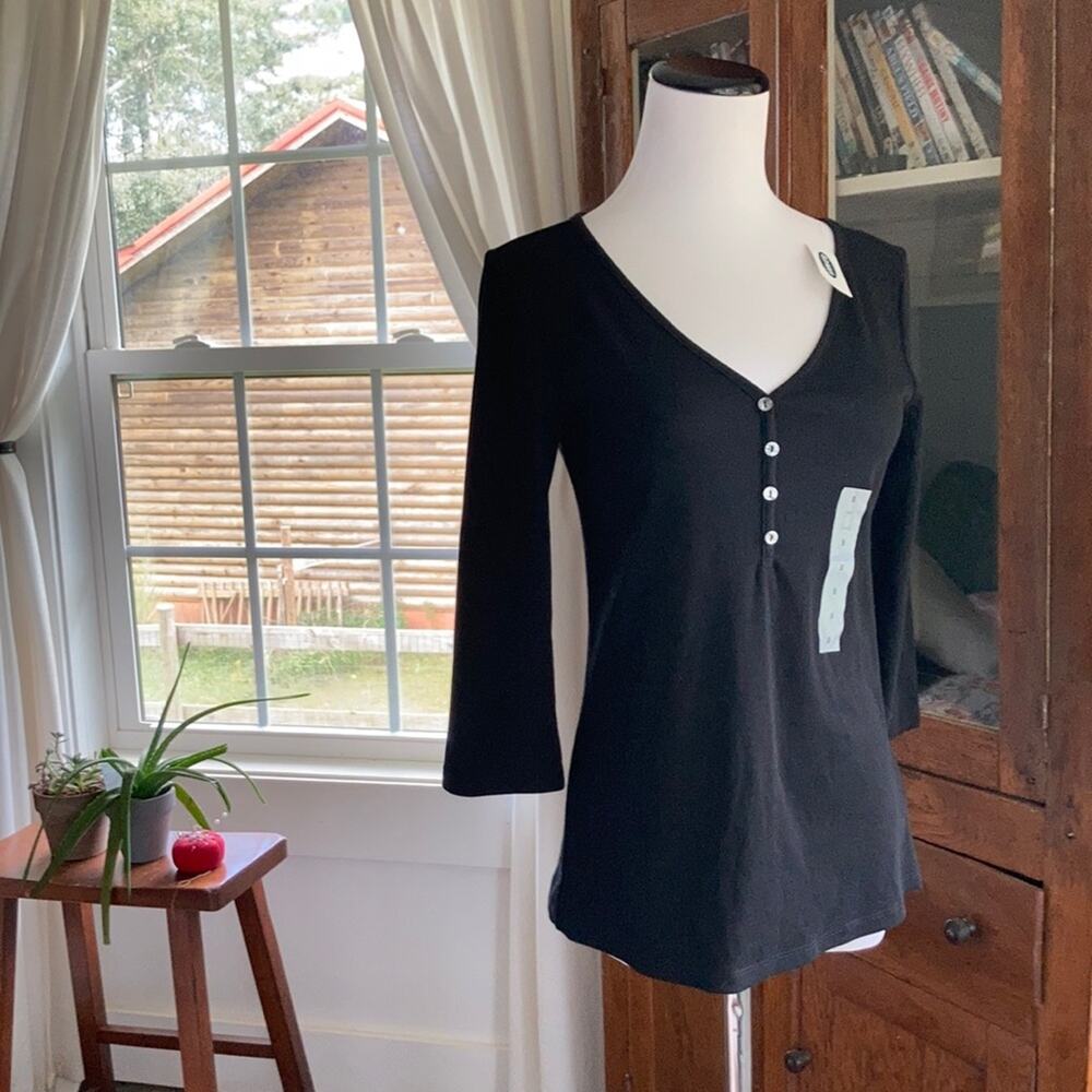 NWT Old Navy Black 3/4 Sleeve T-shirt, Size S